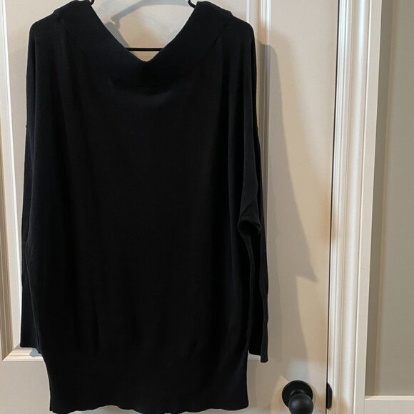 Express Long Sleeve Top w Diamond Print Detail Size Large NWT - Picture 5 of 8